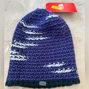 NWT  The North Face Kaylinda beanie hat cover up